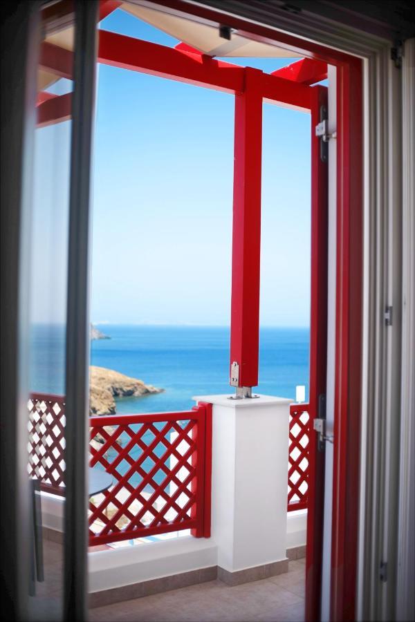 Aelia Apartments & Suites Livadi  外观 照片