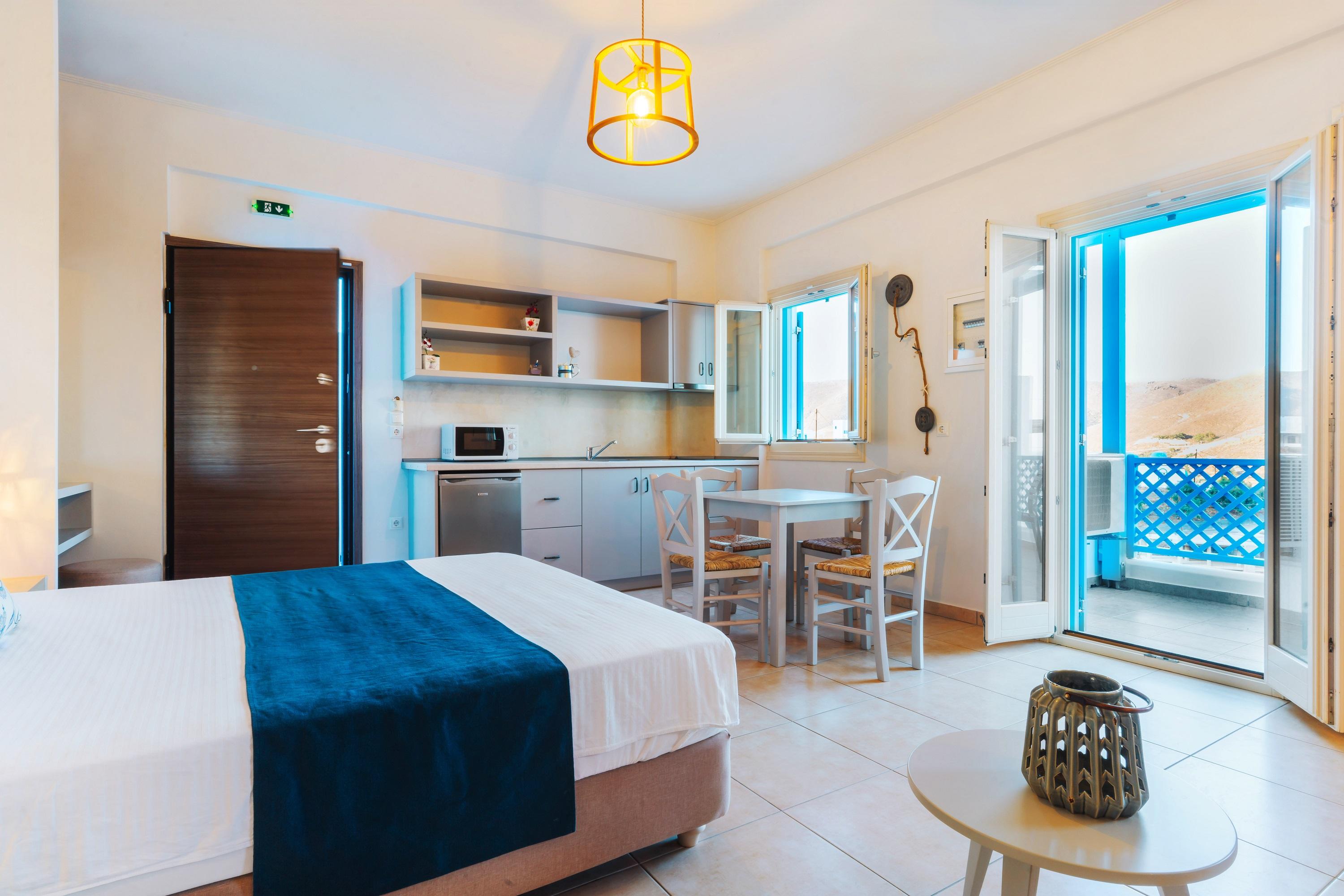 Aelia Apartments & Suites Livadi  外观 照片