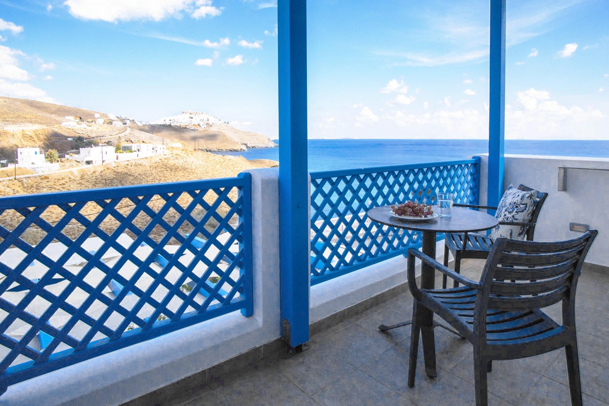 Aelia Apartments & Suites Livadi  外观 照片